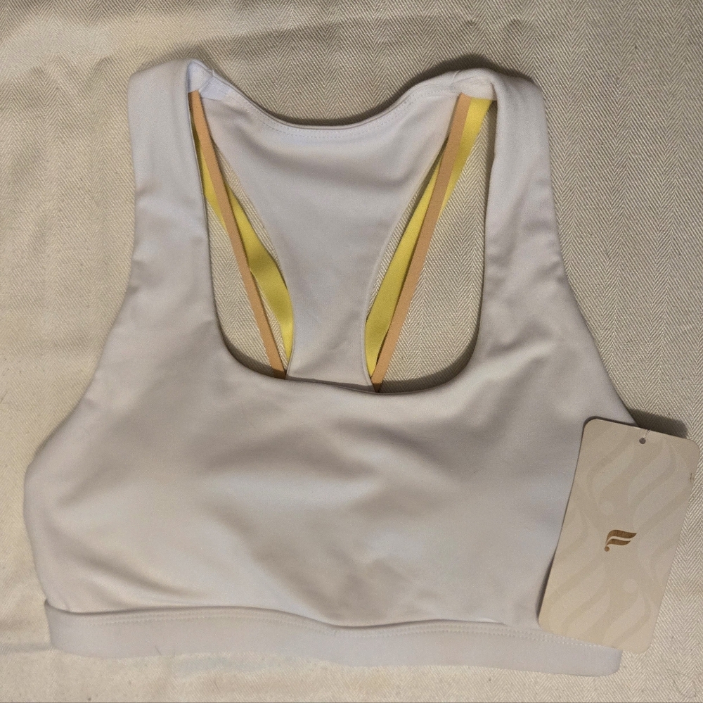 Fabletics Kessler Med Impact Sports Bra ll